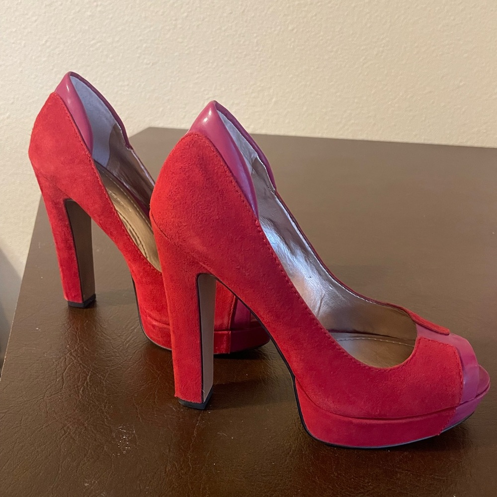 BCBGMaxAzria Raspberry and Red Peep Toe Heels - Picture 5 of 7